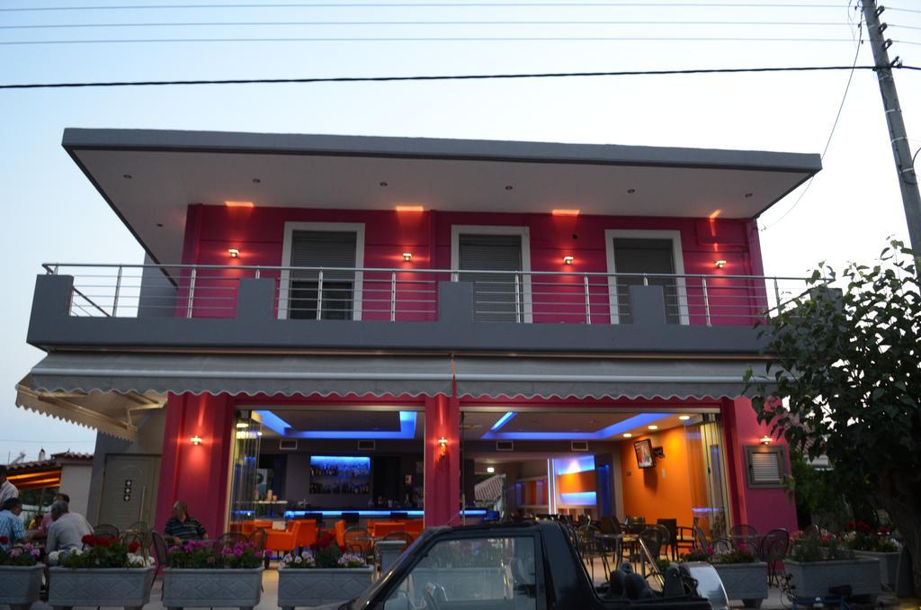 Papanikolaou Rooms Neochori  Ngoại thất bức ảnh