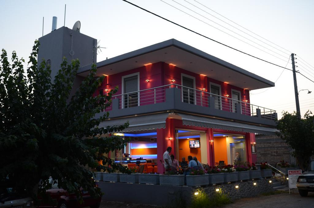 Papanikolaou Rooms Neochori  Ngoại thất bức ảnh